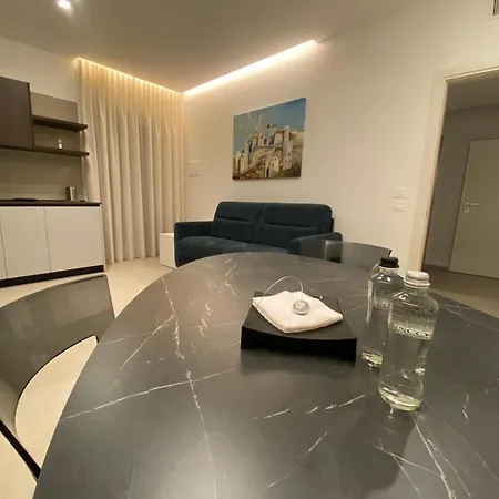 Lenuccia Apartmán *