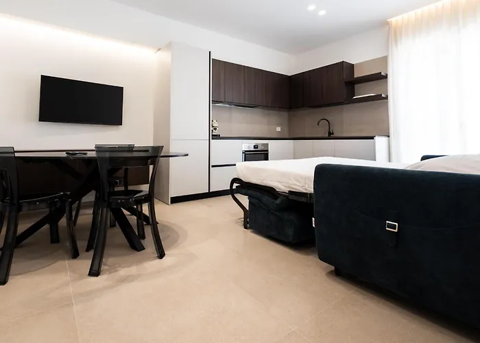 Lenuccia * ماتيرا